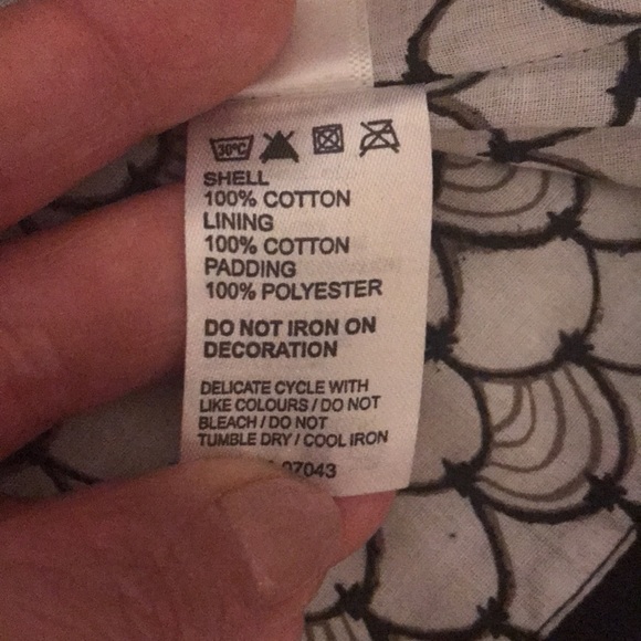 Stunning European Beaded and Quilted Jacket - Picture 7 of 9